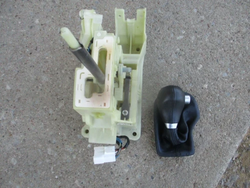 2013 Kia Soul With Knob Used OEM Floor Shifter