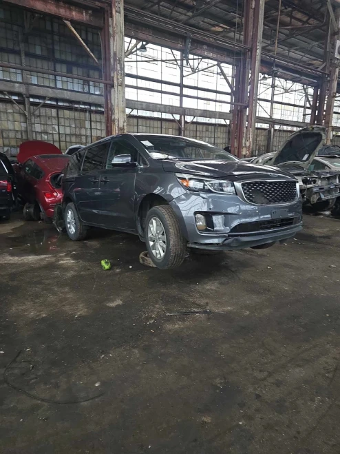 Kia Sedona Automatic Used OEM Floor Shifter