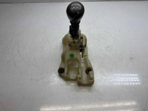 2009-2013 Kia Forte 958401M500 Used OEM Floor Shifter