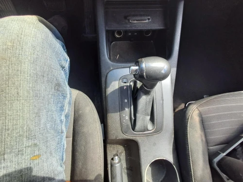 2015 Kia Forte Used OEM Floor Shifter
