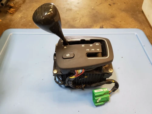 2001-2008 Jaguar X-Type 1X437K004AD Used OEM Floor Shifter