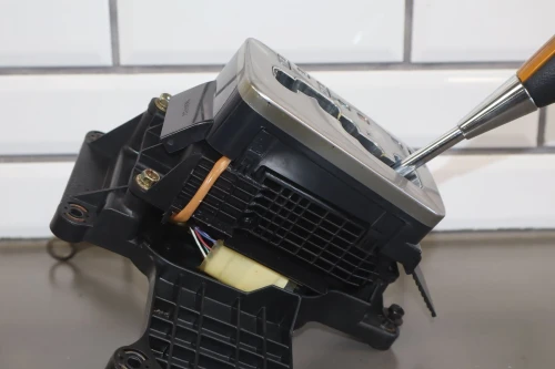 2003 Lexus LX470 Automatic Used OEM Floor Shifter