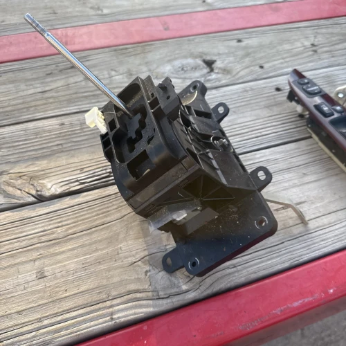 2006-2008 Lexus IS350 Automatic Used OEM Floor Shifter