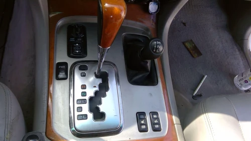 Lexus LX470 Automatic With Knob Used OEM Floor Shifter