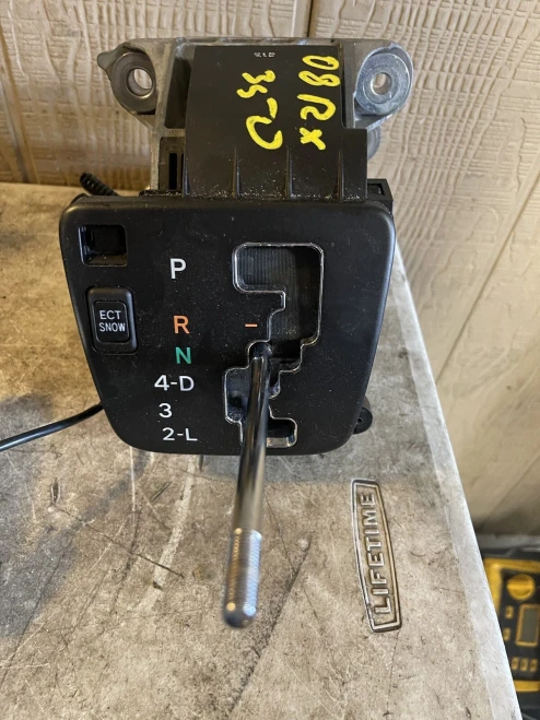 2007-2009 Lexus RX350 Automatic Used OEM Floor Shifter