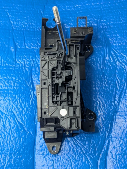 2014-2017 Toyota Camry 3356006321 Automatic Used OEM Floor Shifter