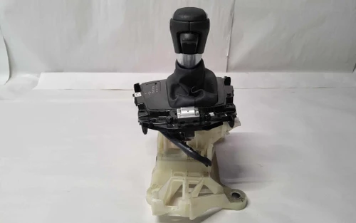 Toyota 01680005R3 Used OEM Floor Shifter
