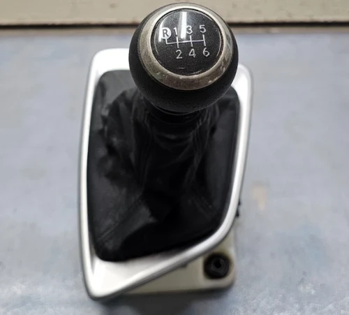 2014-2019 Toyota Corolla Automatic Black Used OEM Floor Shifter