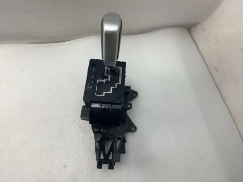 2018 Toyota Tundra 2WD Used OEM Floor Shifter