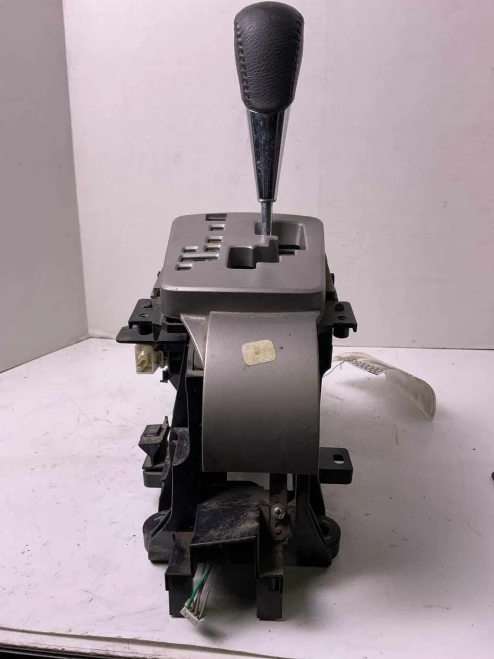 2009 Toyota Corolla Automatic Used OEM Floor Shifter