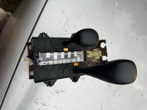 1999-2004 Jeep Cherokee Automatic 4WD Used OEM Floor Shifter