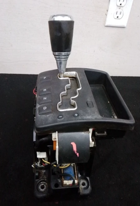 2008-2010 Jeep Grand Cherokee P52124687AD Automatic Used OEM Floor Shifter