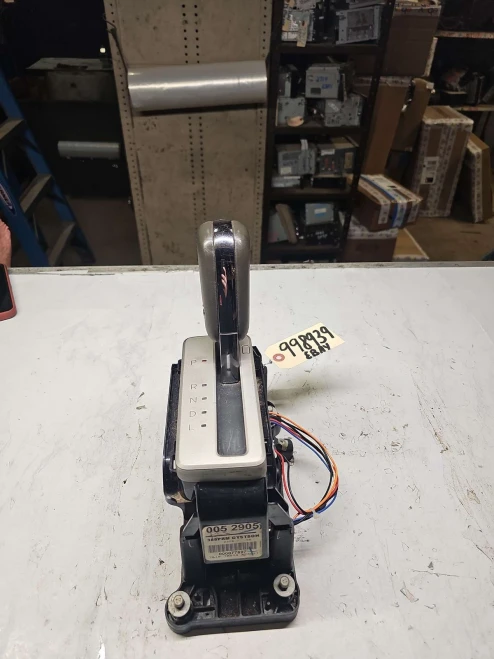 2007-2010 Lincoln MKX Automatic Used OEM Floor Shifter
