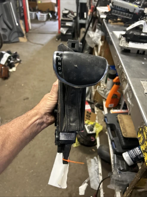 2016-2018 Cadillac CT6 84169753 Used OEM Floor Shifter