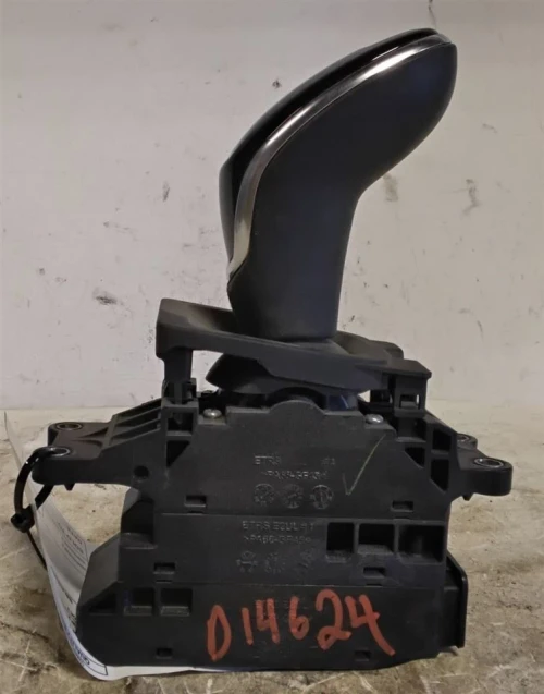 2023-2025 Cadillac XT5 1150534 Used OEM Floor Shifter
