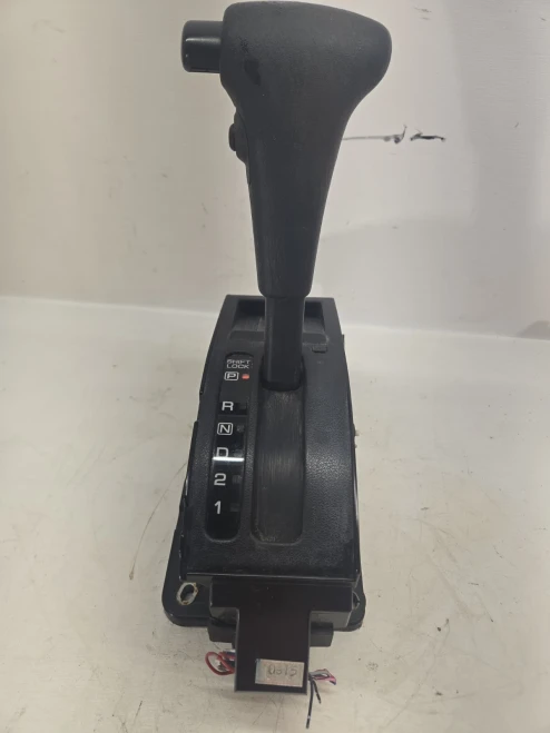 2001-2004 Nissan Frontier Automatic Used OEM Floor Shifter