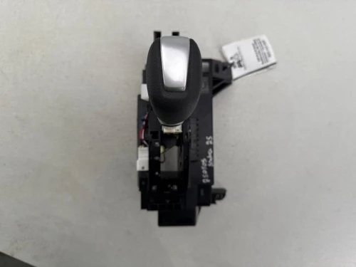 2020-2025 Nissan Sentra Automatic Used OEM Floor Shifter