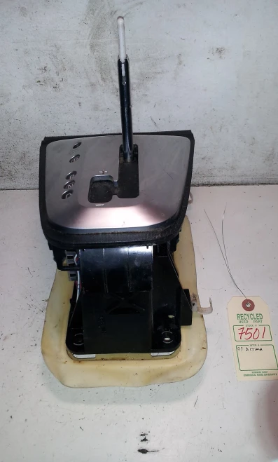 2009 Nissan Altima Automatic Used OEM Floor Shifter