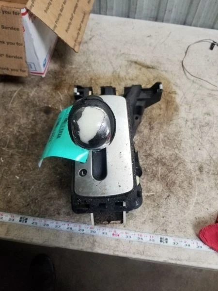 2005-2010 Pontiac G6 Automatic Used OEM Floor Shifter