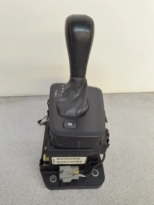 Volvo S60 08699287 Black Used OEM Floor Shifter