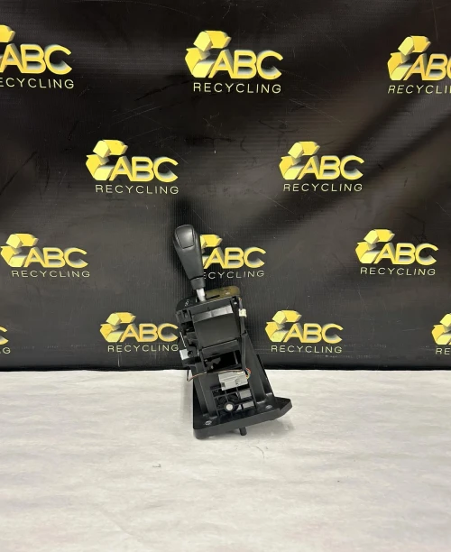 2007 Volvo V50 Automatic Used OEM Floor Shifter