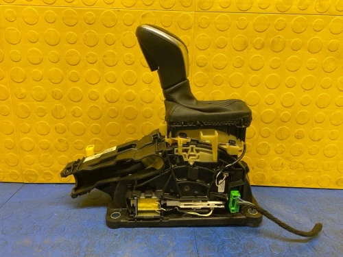 2012-2017 Volvo XC60 31367921 Used OEM Floor Shifter
