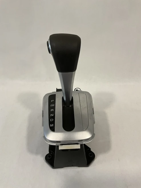 2008-2010 Saturn Vue 25911184 Automatic Silver Used OEM Floor Shifter