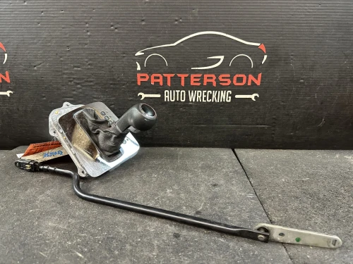 2007-2010 Saturn Sky Automatic With Cable Used OEM Floor Shifter