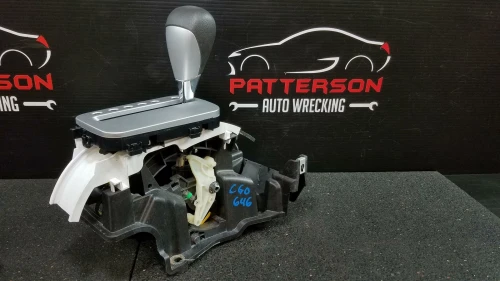 2007 Saturn Aura Automatic Used OEM Floor Shifter