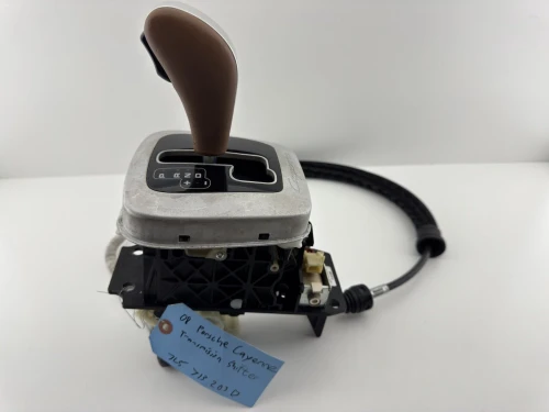 2005-2010 Porsche Cayenne 7L5713203D Used OEM Floor Shifter