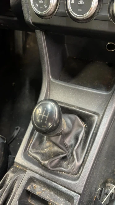 2016 Subaru Impreza Used OEM Floor Shifter