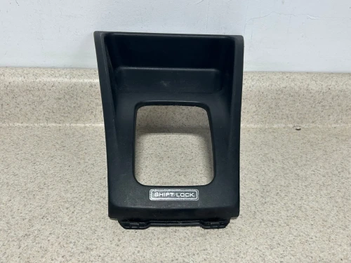 1999-2002 Subaru Forester Black Used OEM Floor Shifter