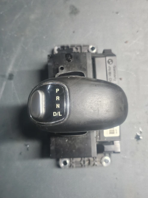 2012-2014 Chrysler 300 Used OEM Floor Shifter