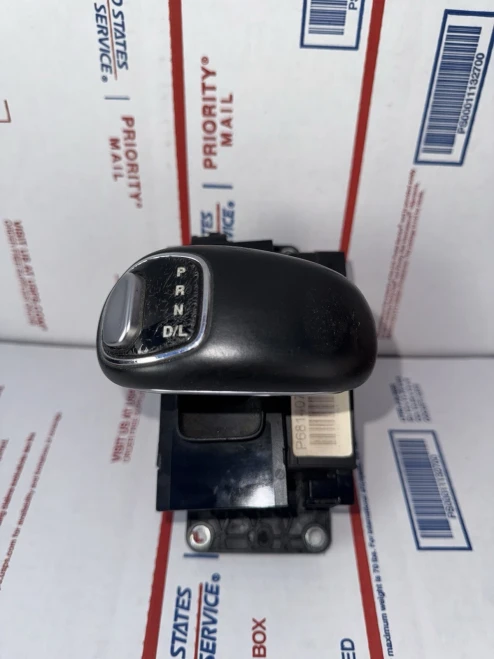 2012-2013 Chrysler 300 68140727AC Used OEM Floor Shifter