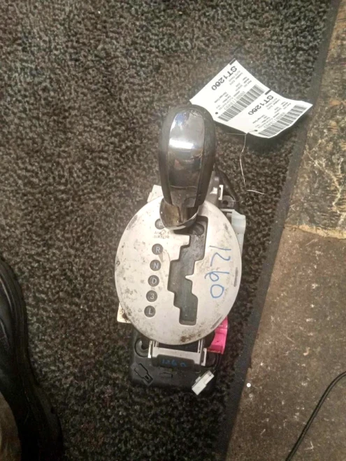 2007-2010 Chrysler Sebring Used OEM Floor Shifter