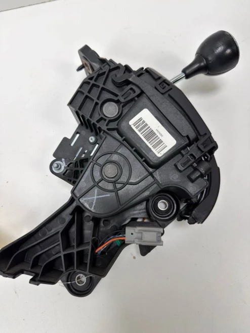 2013 Chrysler Town & Country Black Used OEM Floor Shifter