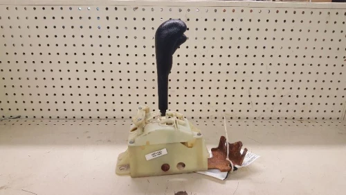 2003-2006 Chrysler Sebring 4578146AD Used OEM Floor Shifter
