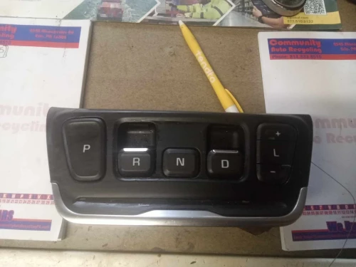 GMC Terrain Used OEM Floor Shifter