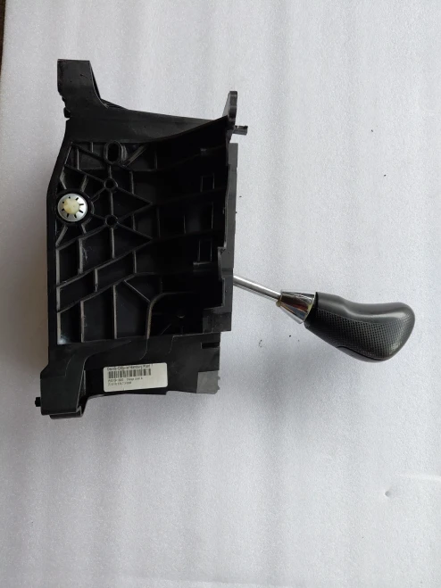 2005-2007 Jeep Grand Cherokee P52124139AC Automatic Used OEM Floor Shifter