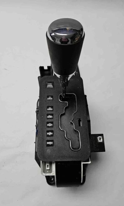 2009-2010 Jeep Liberty Automatic Used OEM Floor Shifter