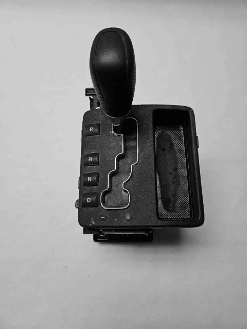 2005-2007 Jeep Cherokee Automatic 4WD Used OEM Floor Shifter