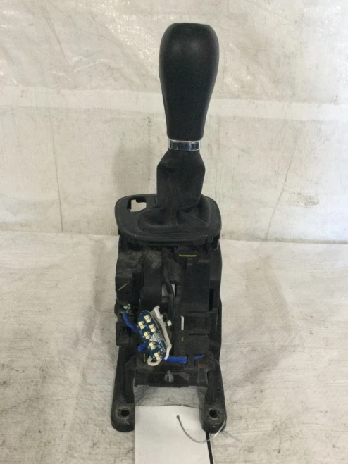 2019 Jeep Compass P5VM06DX9AI Used OEM Floor Shifter