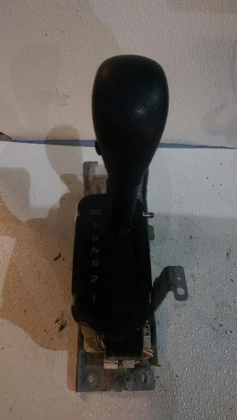 2003 Jeep Liberty Automatic Used OEM Floor Shifter