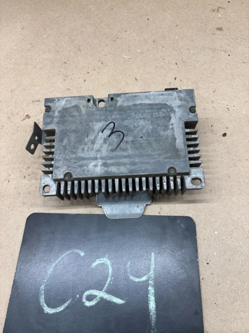 1992-1997 Ford F-150 Used OEM Audio Amplifier