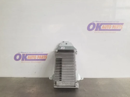 2013 Ford F-150 DL3T18T806AE Used OEM Audio Amplifier