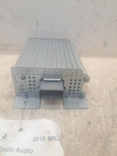 2016 Ford BA1T18C808AA Used OEM Audio Amplifier