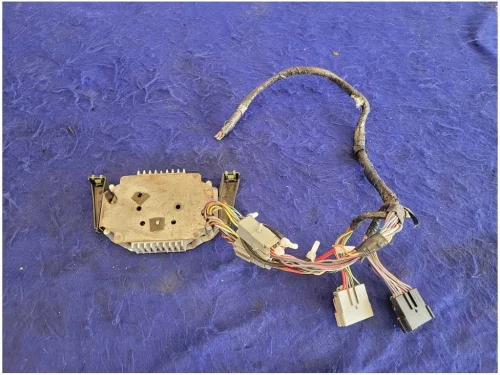 1990 Ford Mustang Used OEM Audio Amplifier