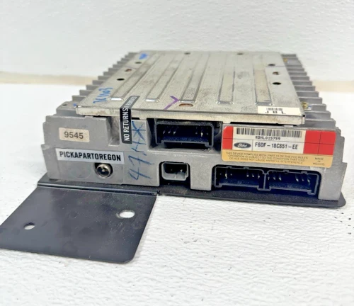 1996-1999 Ford Taurus Used OEM Audio Amplifier