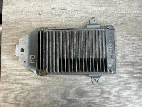 2013-2014 Ford F-150 DL3T18T806AE Used OEM Audio Amplifier