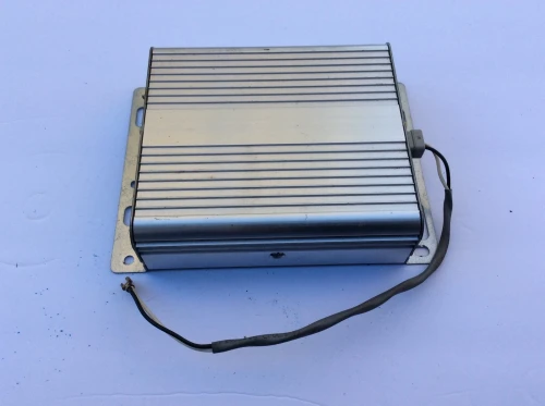 1998-2002 Ford F80F18C808AC Used OEM Audio Amplifier